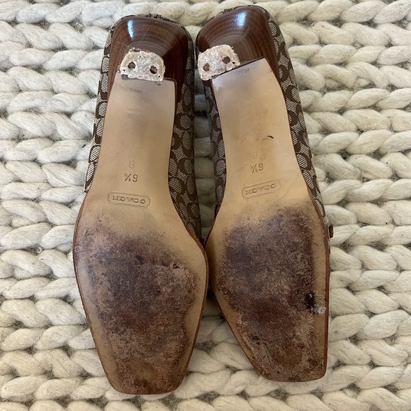 Coach Logo Square Toe Pumps - Picture 11 of 12